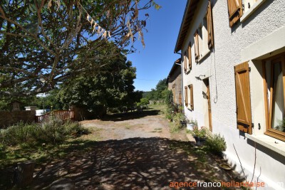 Fermette, presque 7 hectares et des sources