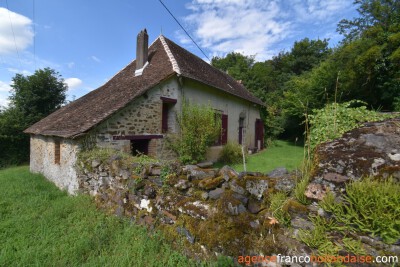 Chaumière du 18ème dans cadre bucolique