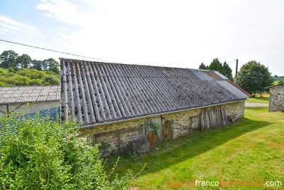 Ferme corrézienne et plus de 4 hectares