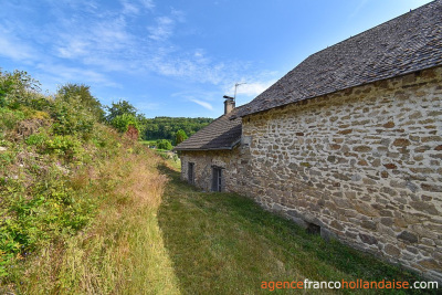 Ferme corrézienne et plus de 4 hectares