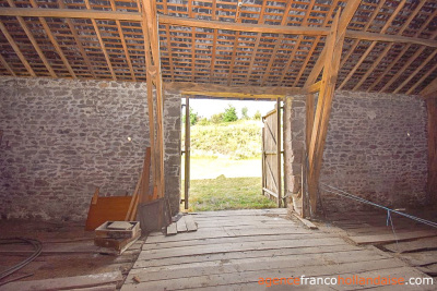 Ferme corrézienne et plus de 4 hectares