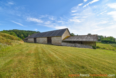 Ferme corrézienne et plus de 4 hectares