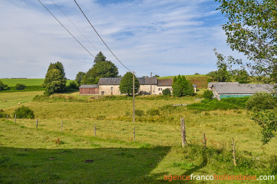 Ferme corrézienne et plus de 4 hectares