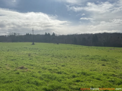 Maison, grange et gîte près du lac de Rouffiac