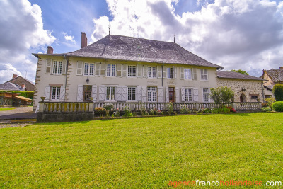 Maison de maître et ses dépendances