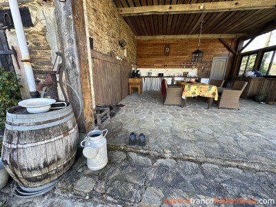 Grange avec 2 CV et maison