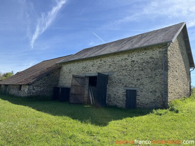 Grange avec 2 CV et maison