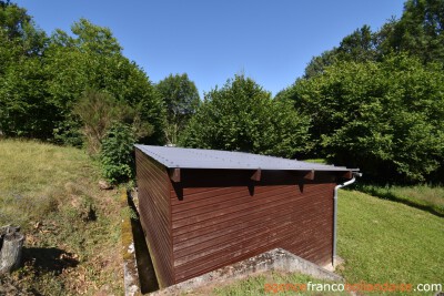 Petite maison dans un hameau