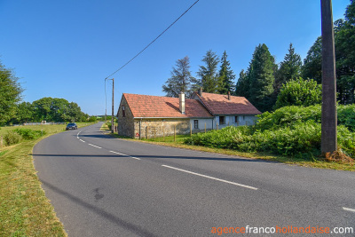 Plain-pied avec dépendances et plus de 3000m²