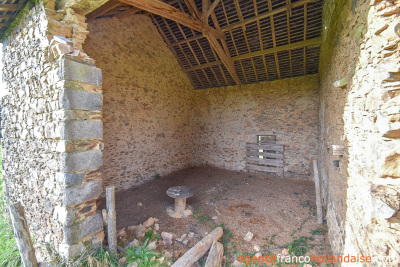 Deux fermes Limousines à rénover et 1,2 hectare